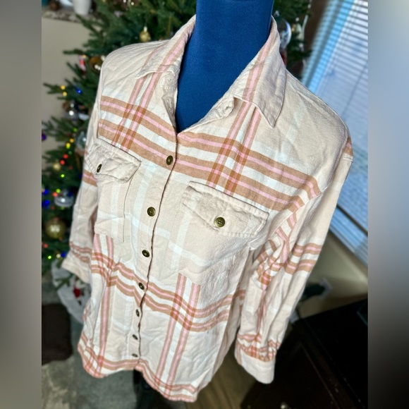 EUC Spell & the Gypsy Collective Musk Basecamp Flannel Botton Down Top - Picture 7 of 13